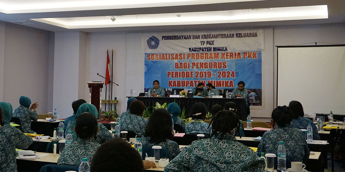 mantapkan-kinerja-pengurus-baru-tp-pkk-mimika-sosialisasi-program-kerja